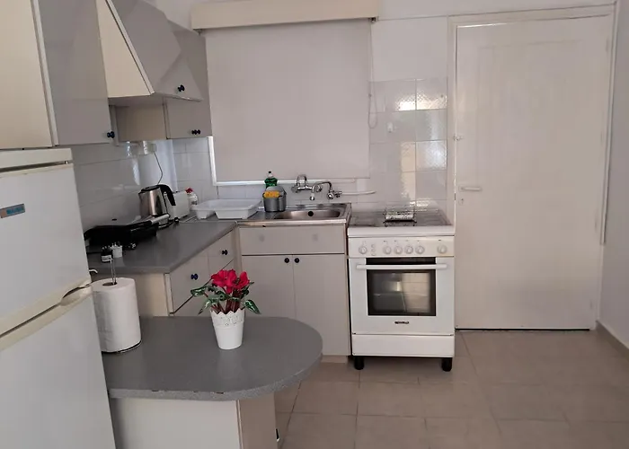 Lca2 Flat For You * Larnaca