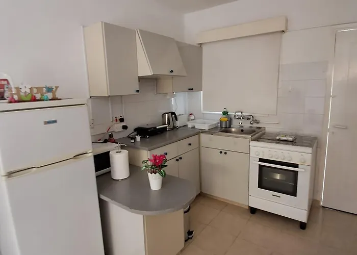 Lca2 Flat For You * Larnaca